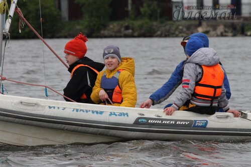 Экипаж яхты Иту Лариу Дэн